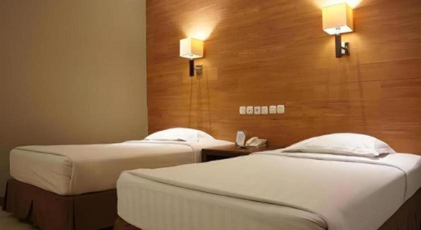 Hotel Asri Plaza Asia Tasikmalaya Dış mekan fotoğraf